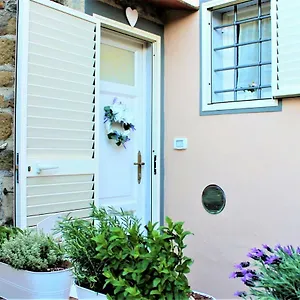 https://casa-dalia.it-tuscanyhotel.com